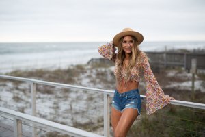 Jessie James Decker Sexy - TheFappeningBlog.com 1.jpg