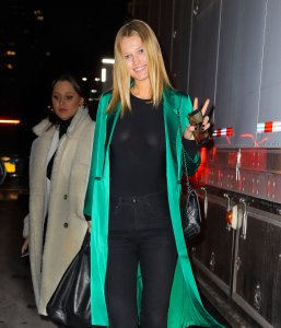 Toni Garrn See Through Nude TheFappeningBlog.com 16.jpg