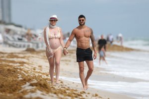 Chloe Melas Sexy TheFappeningBlog.com 4.JPG