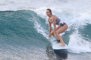 Liv Phyland Sexy TheFappeningBlog.com 20.jpg