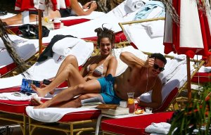 Isabel Pakzad Sexy - TheFappeningBlog.com 21.jpg