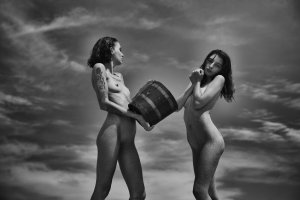 Libby and Summer Rose Nude TheFappeningBlog.com 13.jpg