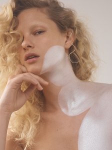 Hannah Holman Nude TheFappeningBlog.com 5.jpg