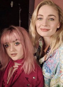 Sophie Turner & Maisie Williams Sexy TheFappeningBlog.com 5.jpg