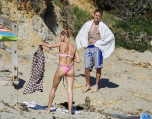 Hailey Baldwin Bieber Sexy TheFappeningBlog.com 18.jpg