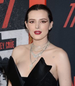 Bella Thorne Sexy TheFappeningBlog.com 19.jpg