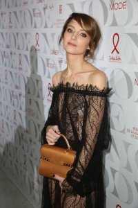 Stephanie Crayencour See Through Nude - TheFappeningBlog.com 1.jpg