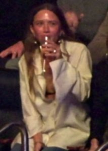 Mary Kate Olsen Sexy TheFappeningBlog.com 27.jpg