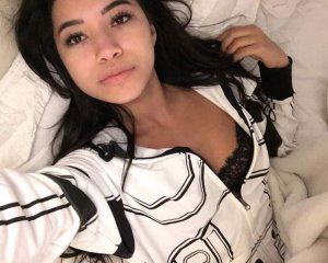 Julia Kelly Sexy TheFappeningBlog.com 65.jpg