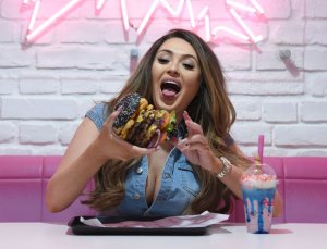 Charlotte Dawson Sexy TheFappeningBlog.com 1.jpg