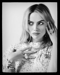 Margot Robbie Sexy TheFappeningBlog.com 5.jpg