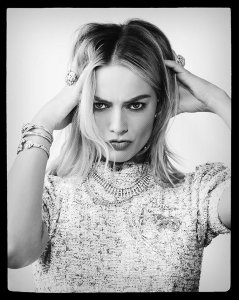 Margot Robbie Sexy TheFappeningBlog.com 4.jpg