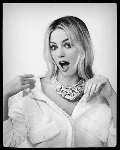 Margot Robbie Sexy TheFappeningBlog.com 7.jpg