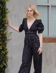 Elle Fanning Sexy pics TheFappeningBlog.com 3.jpg