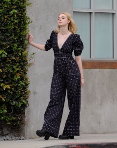 Elle Fanning Sexy pics TheFappeningBlog.com 5.jpg