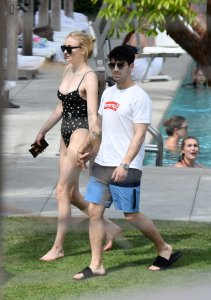 Sophie Turner Sexy TheFappeningBlog.com 5.jpg