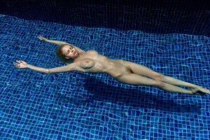 Julia Logacheva Nude TheFappeningBlog.com 7.jpg