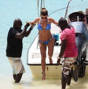 Coleen Rooney Sexy TheFappeningBlog.com 12.jpg