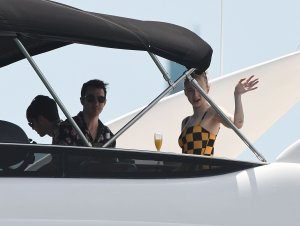 Sophie Turner Sexy TheFappeningBlog.com 30.jpg