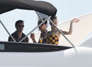 Sophie Turner Sexy TheFappeningBlog.com 34.jpg