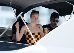 Sophie Turner Sexy TheFappeningBlog.com 38.jpg