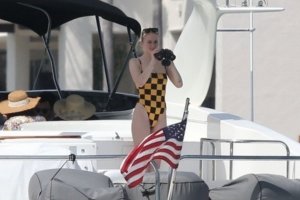 Sophie Turner Sexy TheFappeningBlog.com 17.jpg