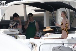 Sophie Turner Sexy TheFappeningBlog.com 22.jpg