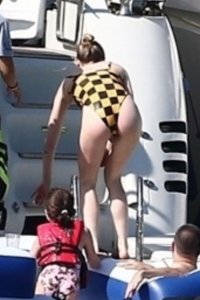 Sophie Turner Sexy TheFappeningBlog.com 33.jpg