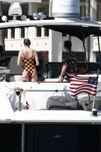 Sophie Turner Sexy TheFappeningBlog.com 38.jpg