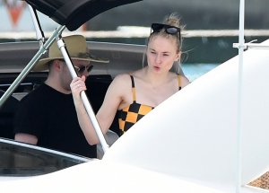 Sophie Turner Sexy TheFappeningBlog.com 72.jpg