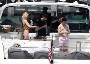 Sophie Turner Sexy TheFappeningBlog.com 70.jpg