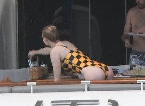 Sophie Turner Sexy TheFappeningBlog.com 73.jpg