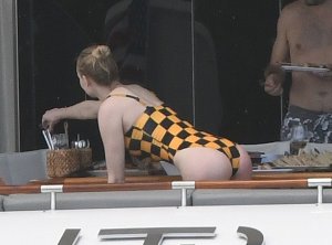 Sophie Turner Sexy TheFappeningBlog.com 74.jpg