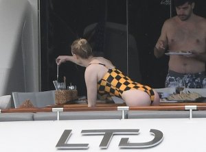 Sophie Turner Sexy TheFappeningBlog.com 75.jpg