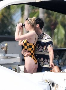 Sophie Turner Sexy TheFappeningBlog.com 81.jpg