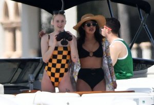 Sophie Turner Sexy TheFappeningBlog.com 109.jpg