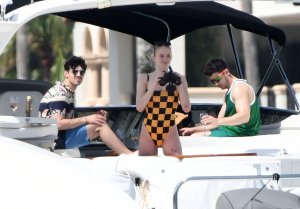 Sophie Turner Sexy TheFappeningBlog.com 112.jpg