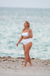 Iskra Lawrence Sexy - TheFappeningBlog.com 7.jpg