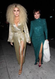 Kourtney Kardashian & Khloe Kardashian Sexy TheFappeningBlog.com 13.jpg