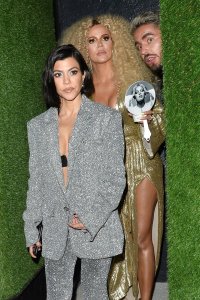 Kourtney Kardashian & Khloe Kardashian Sexy TheFappeningBlog.com 52.jpg