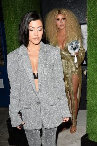 Kourtney Kardashian & Khloe Kardashian Sexy TheFappeningBlog.com 62.jpg