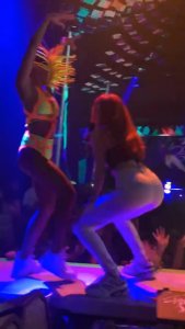 Bella Thorne TheFappeningBlog.com 1.jpg