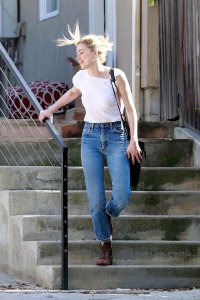 Amber Heard Sexy Braless - TheFappeningBlog.com 9.jpg