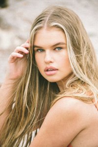 Abby Garrett Nude & Sexy TheFappeningBlog.com 3.jpeg