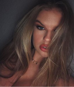 Abby Garrett Nude & Sexy TheFappeningBlog.com 15.jpg