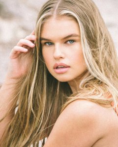 Abby Garrett Nude & Sexy TheFappeningBlog.com 24.jpg