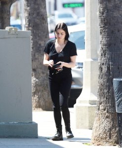 Ariel Winter Sexy TheFappeningBlog.com 29.JPG