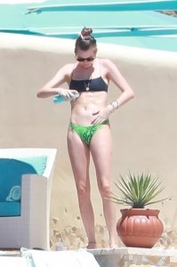 Behati Prinsloo Sexy TheFappeningBlog.com 2.jpg