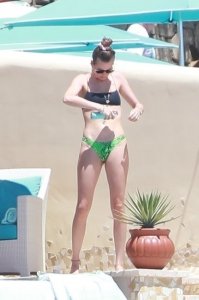 Behati Prinsloo Sexy TheFappeningBlog.com 15.jpg