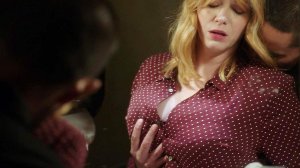 Christina Hendricks Sexy l TheFappeningBlog.com 1.jpg